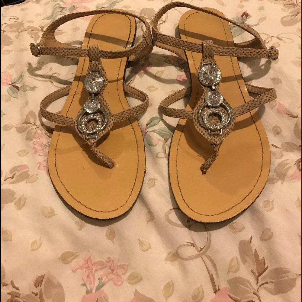 WIDE SANDALS FROM ROSS-USED